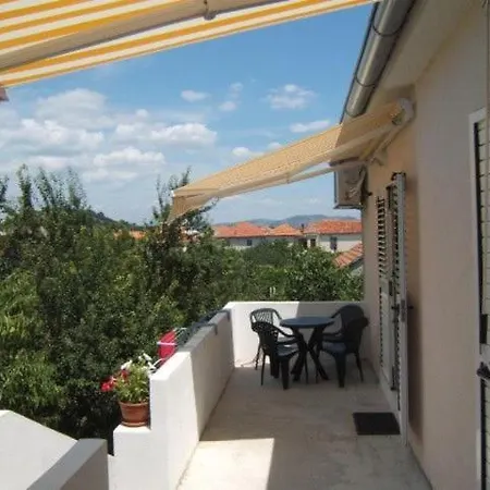 公寓 Emil 穆泰尔岛